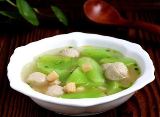 自制鸡肉珍珠丸子，让味蕾体验鲜嫩香滑