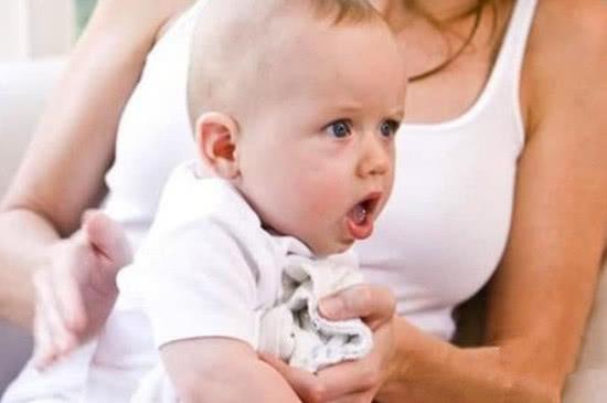 秋季孩子咳嗽老不好，不只是因为着凉，更多原因竟然藏在家里！