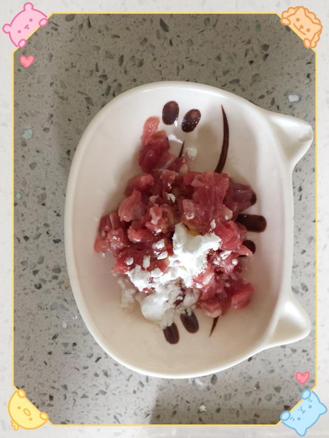 宝宝辅食——蛋包饭，吃米饭也要吃点不一样的哦！