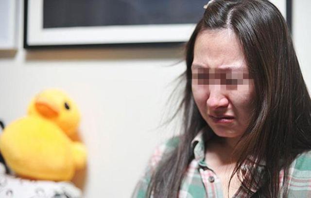 孕妇生完孩子后第二天，丈夫才到医院，知道原因后，众人啼笑皆非