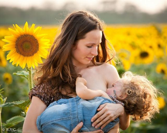 宝妈们须知：母乳喂养对哺乳妈妈有哪些益处呢？我们一起来了解吧