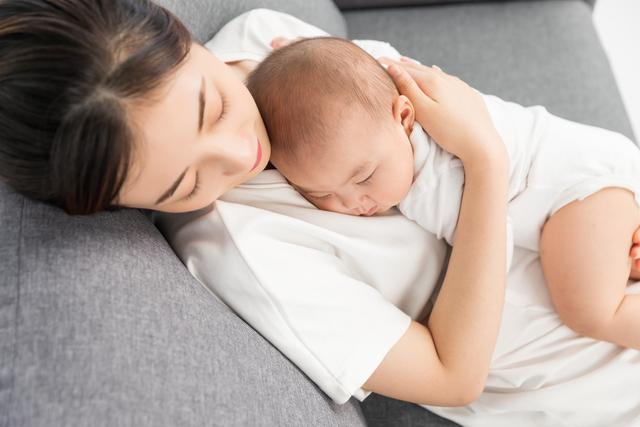 坐月子不能吃青菜和水果？这种观念是错的，因为产妇更要营养均衡