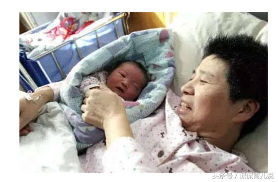 超高龄拼二胎是什么体验？宝妈：父亲70岁，小女儿7岁！这算什么事儿？