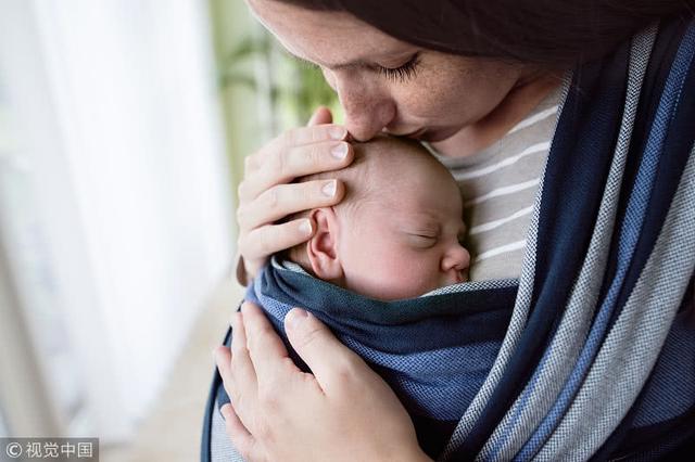 宝宝的耳屎不要随便掏，危害很大！
