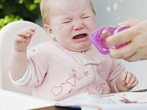 新生儿不是吃得越多就越好，要知道过度喂养有这三个伤害，别大意