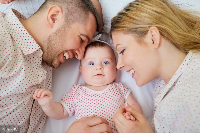 三个字教你如何应对宝宝吐奶