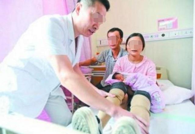 产妇没有四肢，宝宝出生抱头痛哭，哭喊上天不公