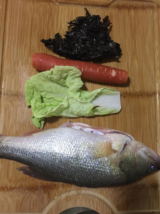 宝宝辅食——宝宝不爱吃鱼？那可能是因为你搭配的食材不对