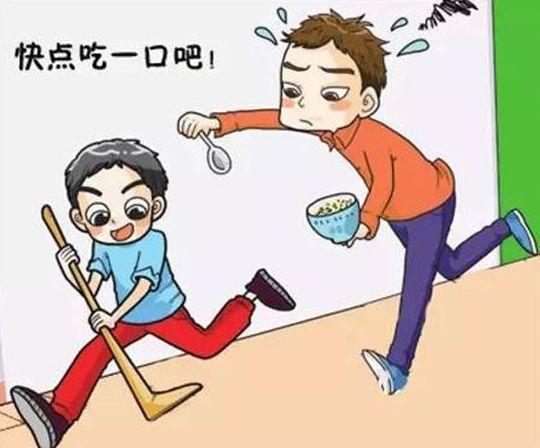 拒绝保姆式“追着孩子喂饭”，让孩子好好吃饭，宝妈要做到这3点