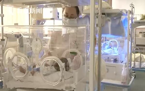 一岁男童腹胀如皮球 查下来竟是先天没有肛门
