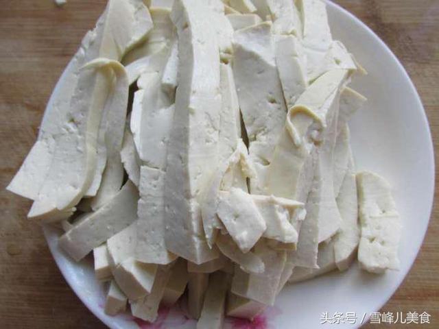 秋天是长高的黄金季节，这汤营养健康，要经常做给孩子喝