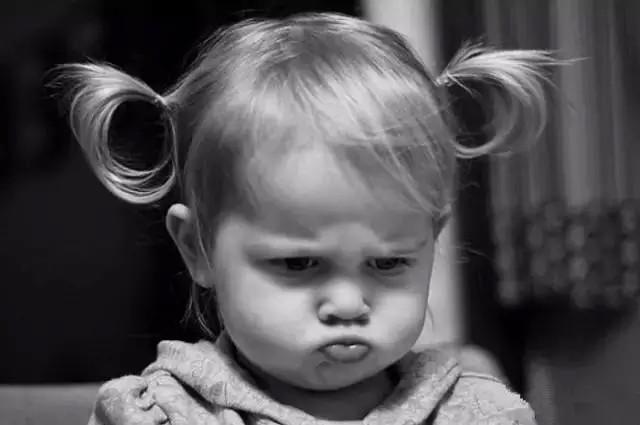 嘴甜、会说话就是高情商的标准吗？孩子有这些表现，才是情商高！