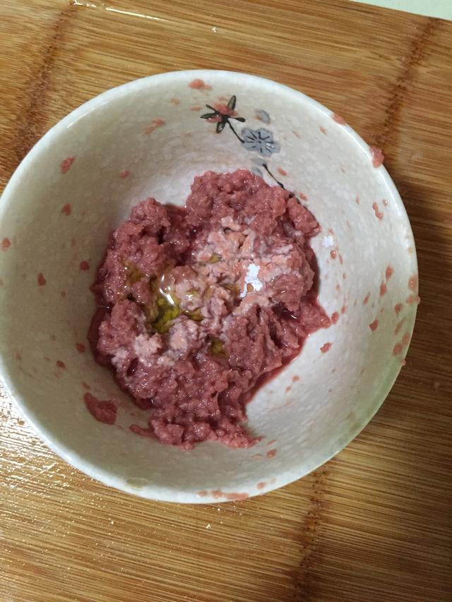 宝宝辅食-南瓜胡萝卜面线，增强宝宝免疫力！