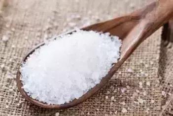 1岁宝宝持续高烧检查后是癌症，得知真相医生怒斥妈妈无知