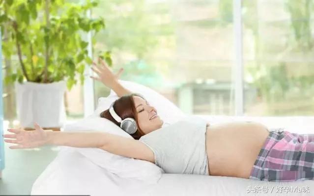 并非所有的孕妈都要坚持左侧睡，左侧睡其实是一个骗局