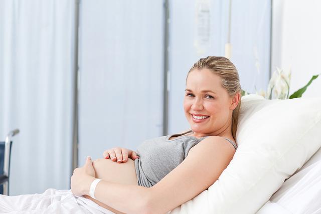 有这3种表现的孕妈，窃喜吧，很适合顺产