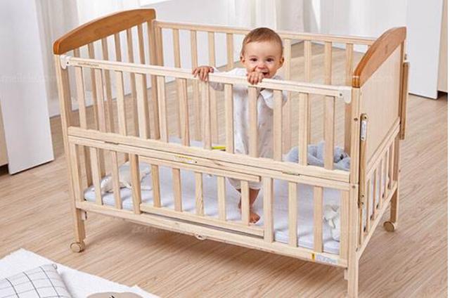 对于刚出生的宝宝，这几件东西宝妈再有钱也别买，浪费钱还占地方