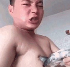 笑话：沙县小吃，消费8333元