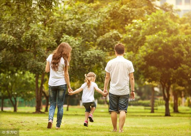 要给宝宝做早教吗？什么时候开始最好？别人都报早教班，你报吗？