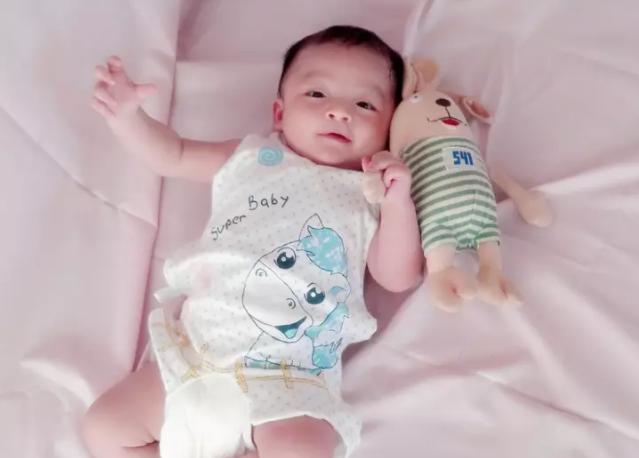 不管家里条件如何，家长别给孩子吃“3种苦”，容易积食还不长个