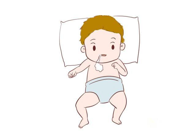 如何分辨宝宝溢奶与吐奶？先了解原因，5招预防改善