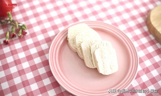 茄汁蛋皮馒头，只要两块钱的食材，就能做出营养美味的快速早餐！