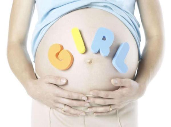 4岁儿子突然不会说话，父母带到医院检查之后，妈妈内疚的哭了