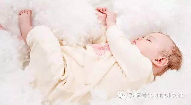 一岁内婴儿的八次智力飞跃！