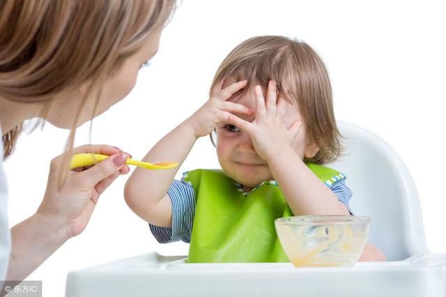 孩子出现厌食症状该怎么办？这4个应对小方法或能助你一臂之力
