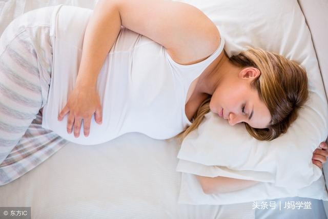怀孕中后期,晚上睡觉有时候总是平躺了,会不会引起胎儿窒息呢