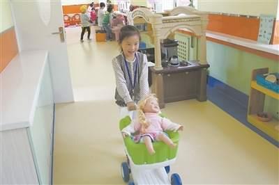 假装游戏 见证幼儿隐秘成长