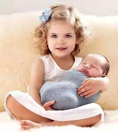 据说二胎家庭都要面临这四大灾难，你家中枪了吗？