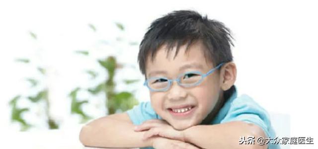 菠菜+猪肝，孩子视力不好要多吃，不到2周，就能快速降度数