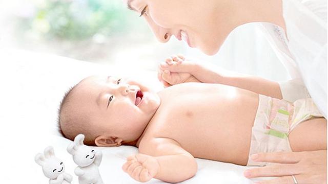 什么时候给宝宝换大一码的纸尿裤？妈妈都做对了吗？