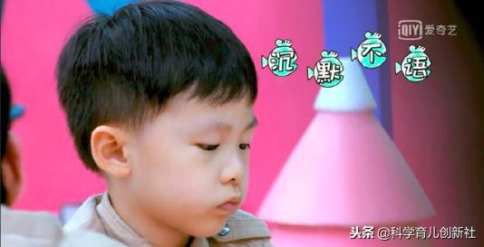 孩子太过于依赖妈妈怎么办？做好这3点，孩子将会越来越独立