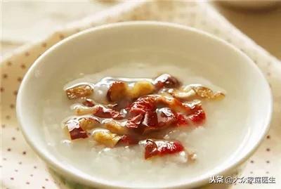 菠菜+猪肝，孩子视力不好要多吃，不到2周，就能快速降度数