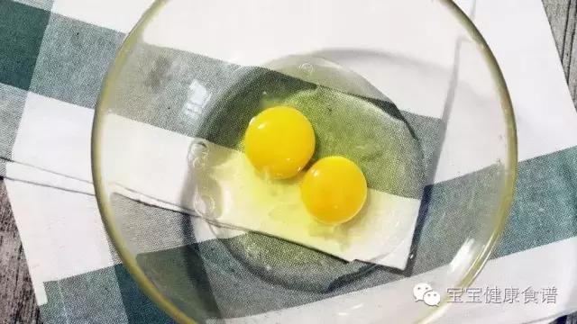 只用一口平底锅就轻松搞定！简易版美味披萨！