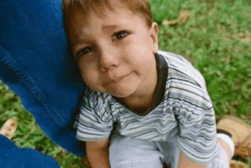 毁掉孩子只需要做一件事，这件事很多人都做过，你有中招吗？