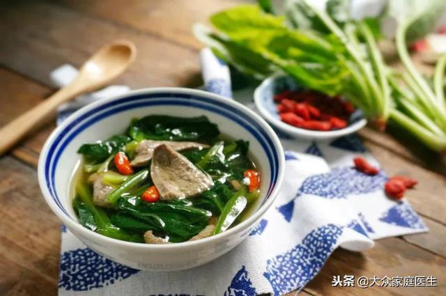 菠菜+猪肝，孩子视力不好要多吃，不到2周，就能快速降度数