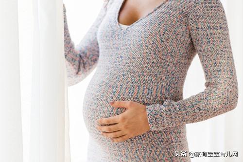 想哭！怀孕后乳房发痒、乳头变黑正常吗？孕期乳房微妙的演变史
