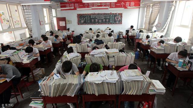 高中生：学习那么苦，你为什么还要努力？10年班主任，这样告诉你