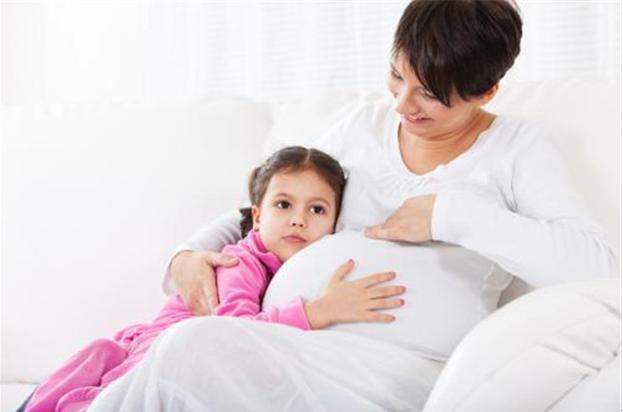 育儿说：有人说肚脐凸出来生的是男孩，是真的吗？主要就三大要点