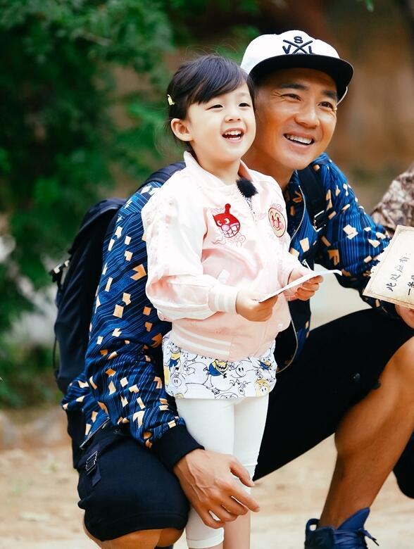 养儿防老还是养女防老？真有人做出了调查，数据说话更真实