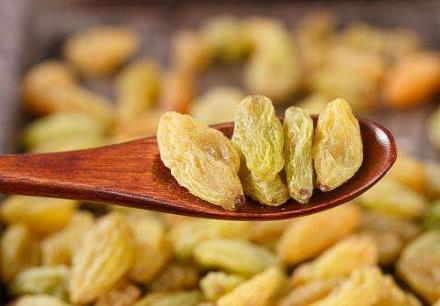 怀孕后这5种零食可以常吃，对孕妈和胎儿都好，别错过了