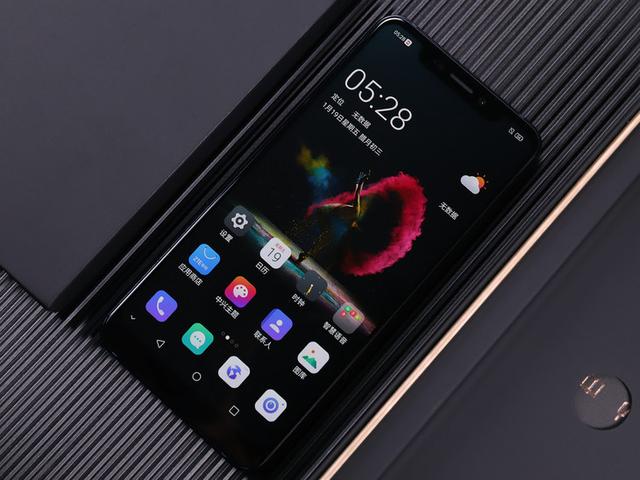 最佳视觉手机中兴天机axon9pro全面评测