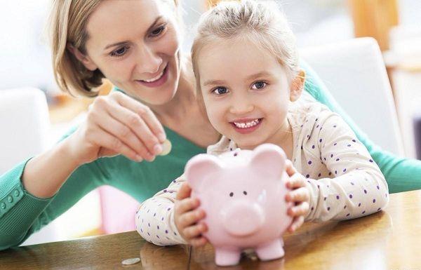 当孩子到了这个年纪，家长就要给孩子零花钱，否则孩子会“偷”