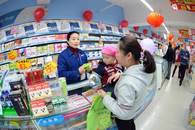 顾客咨询VC的用法，最后却买了益生菌……