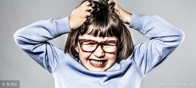 两三岁孩子不叛逆,长大了不仅会害羞,还难独立