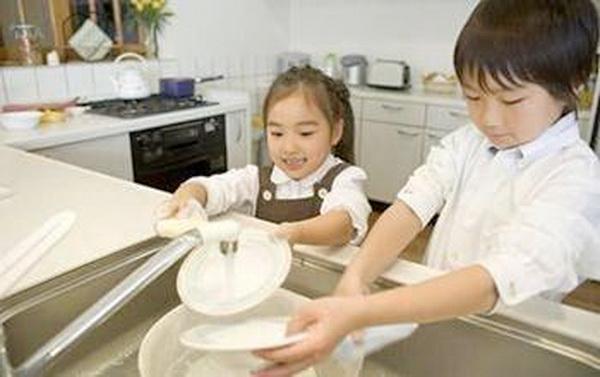 日本妈妈必教的8条规矩，孩子受益一生，中国妈妈：我们做不到
