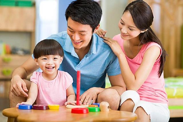 孩子成长最重要的这个阶段，父母一定要陪足，挣再多钱也无法替代